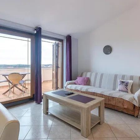 Apartment 2 Bedroom Amazing In